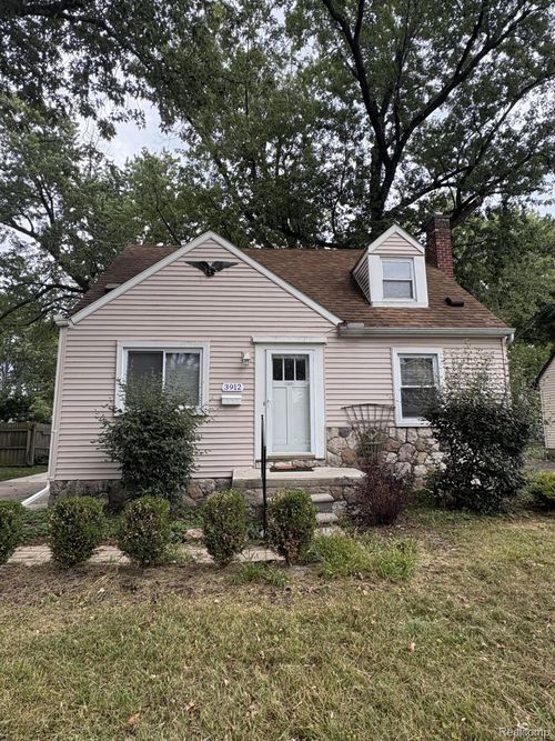 3912 Thomas Ave, Berkley, MI, 48072-3166 | Card Image