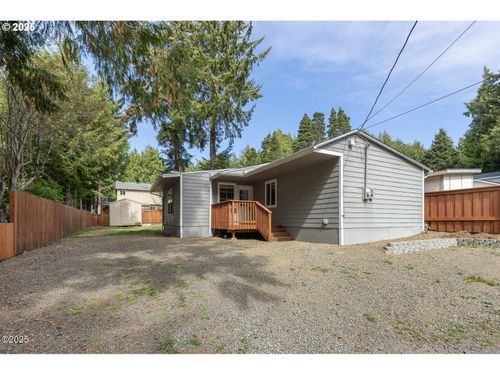 525 Se Melody St, Depoe Bay, OR, 97341-1955 | Card Image