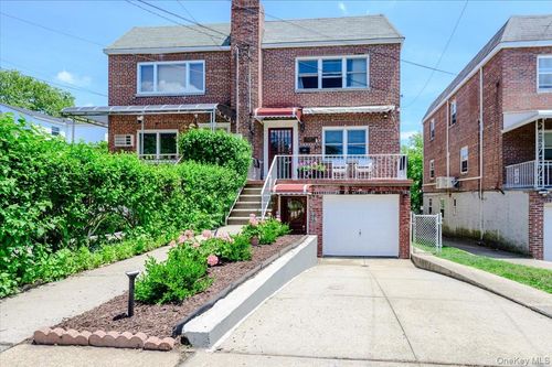 2368 Woodhull Ave, Bronx, NY, 10469-6317 | Card Image