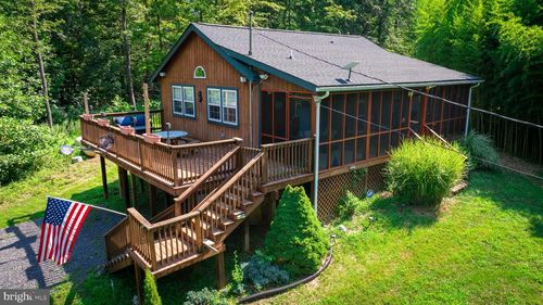 251 Chrysalis Ln, Great Cacapon, WV, 25422 | Card Image