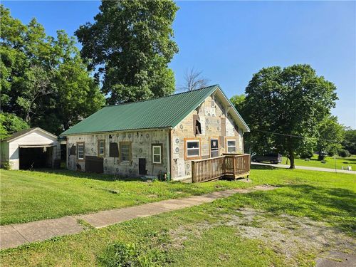 506 Grundy St, Trenton, MO, 64683-2115 | Card Image