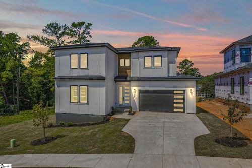 48 Village Crest Dr, Greenville, SC, 29607-3066 | Card Image