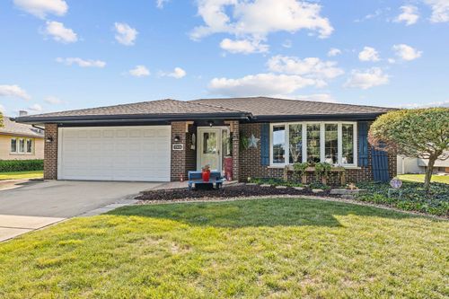 15426 S 82nd Ave, Orland Park, IL, 60462-4902 | Card Image