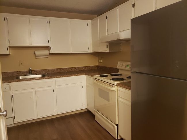 APT-13 - 80 Stanton St, Condo with 2 bedrooms, 1 bathrooms and 2 parking in Worcester MA | Image 8