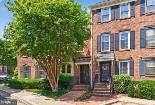 711 W Abingdon Court, ALEXANDRIA, VA, 22314 | Card Image