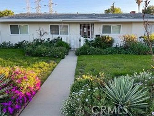 18616 Lassen St, Northridge, CA, 91324 | Card Image