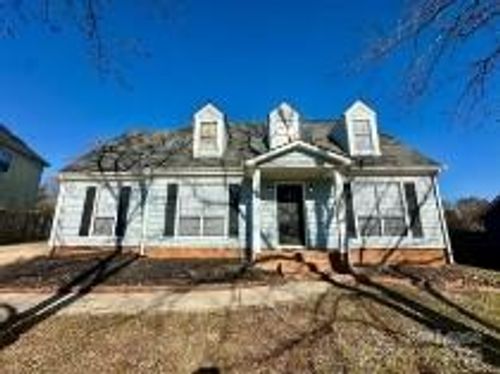 9501 Pondside Ln, Charlotte, NC, 28213-3793 | Card Image