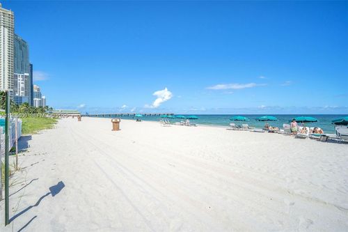 2328-16445 Collins Ave, Sunny Isles Beach, FL, 33160-4555 | Card Image