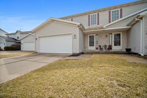 2719 Gill St, Bloomington, IL, 61704-8254 | Card Image