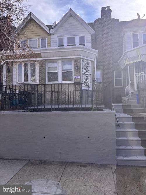 5817 N 15th St, PHILADELPHIA, PA, 19141-2501 | Card Image