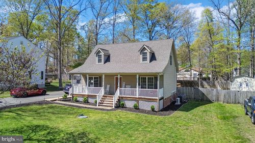 425 Dorset Dr, Ruther Glen, VA, 22546-1122 | Card Image