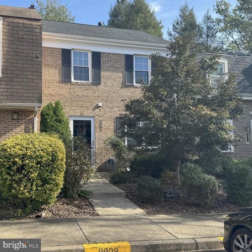 9909 Lakepointe Dr, BURKE, VA, 22015-1828 | Card Image