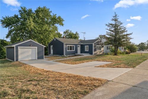 3978 Indian Ripple Rd, Beavercrk Twp, OH, 45440-4512 | Card Image