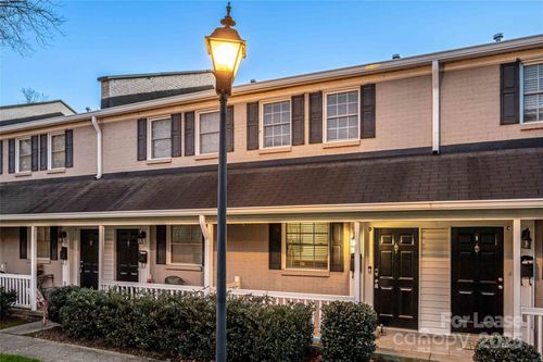 apt-d-1230 Green Oaks Ln, Charlotte, NC, 28205-8328 | Card Image