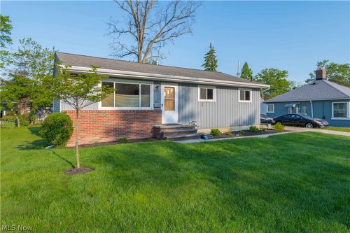 128 Forest Boulevard, Avon Lake, OH, 44012 | Card Image