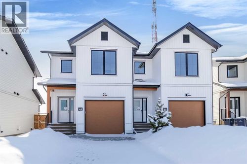 44 Concord Rise, Sylvan Lake, AB, T4S0N7 | Card Image