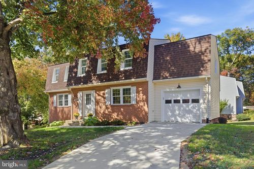 10431 Headly Ct, FAIRFAX, VA, 22032-2652 | Card Image