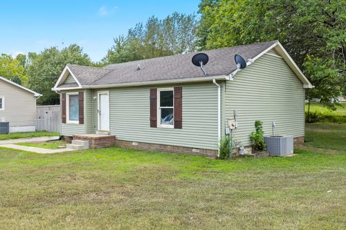 104 Cofer Dr, Springfield, TN, 37172-3444 | Card Image