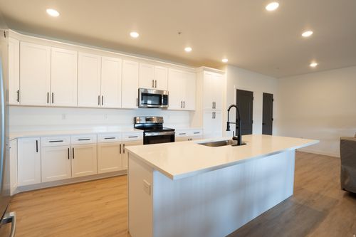 304-776 W Blue Magic Ln, Midvale, UT, 84047-7613 | Card Image
