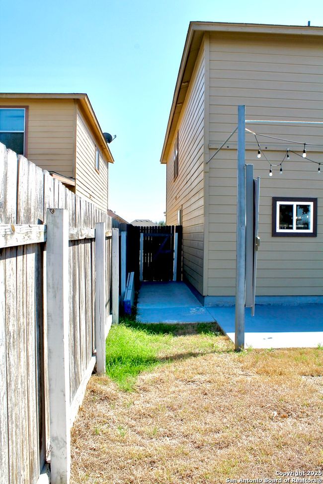 124 Hinge Path, House other with 3 bedrooms, 3 bathrooms and null parking in Cibolo TX | Image 53