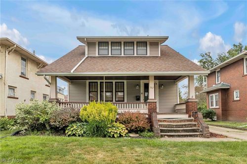 967 Mildred Ave, Lorain, OH, 44052-1215 | Card Image