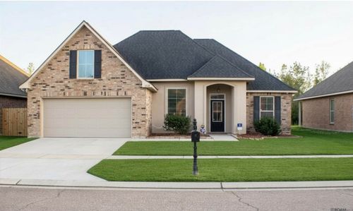 1322 Pine Bluff Ave, Zachary, LA, 70791-8246 | Card Image
