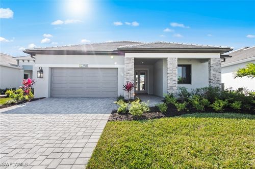3945 Perseus St, Naples, FL, 34120-0551 | Card Image