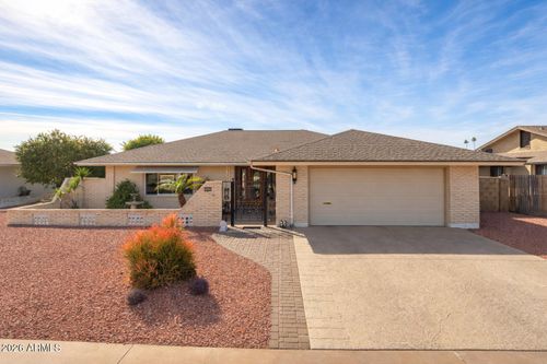 10325 W Floriade Dr, Sun City, AZ, 85351-2230 | Card Image