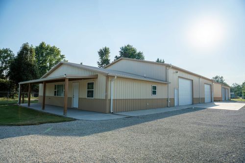 5723 S Broadway Ave, Wichita, KS, 67216-3732 | Card Image