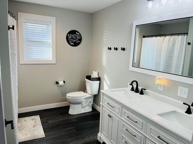 1477 145 Th St, House other with 5 bedrooms, 2 bathrooms and null parking in Fort Atkinson IA | Image 8