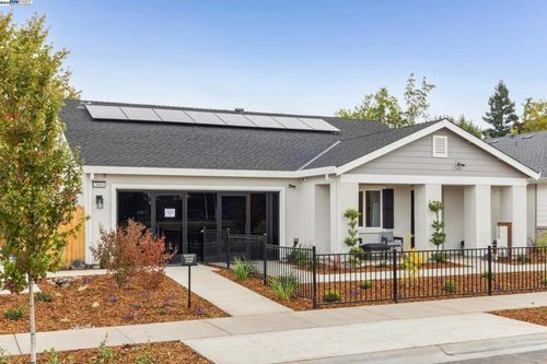 2652 Wesley Way, Chico, CA, 95973-8018 | Card Image