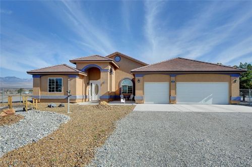 1401 Curtis Ct, Pahrump, NV, 89048-5469 | Card Image