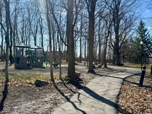 57 Carriage Lake Dr, Brownsburg, IN, 46112-8065 | Card Image