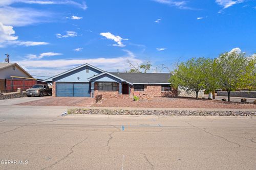 3200 Cork Dr, El Paso, TX, 79925-4309 | Card Image