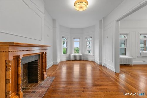 apt-402-284 Orange St, New Haven, CT, 06510-1707 | Card Image