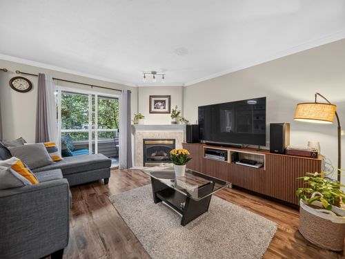 7-828 W 16th St, North Vancouver, BC, V7P1R3 | Card Image