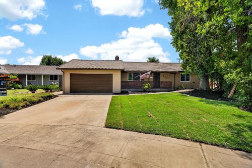 1126 Lakehome Drive, Lodi, CA, 95242 | Card Image