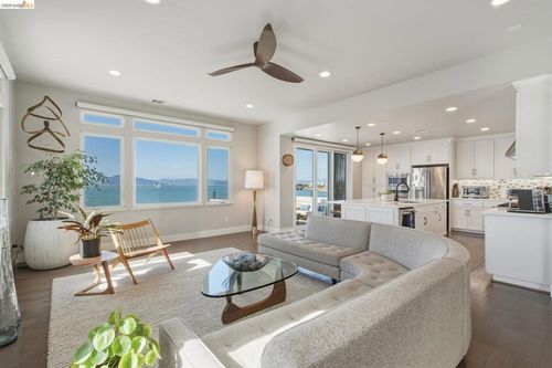62 Waterline Pl, Richmond, CA, 94801-4190 | Card Image