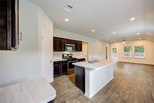 16937 Rich Pines Dr, Conroe, TX, 77302-2009 | Card Image