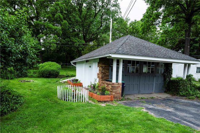 51 Whitby Rd, House other with 4 bedrooms, 1 bathrooms and null parking in Irondequoit NY | Image 25