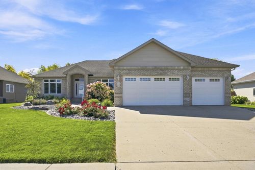 2108 Rose Creek Blvd S, Fargo, ND, 58104-6879 | Card Image