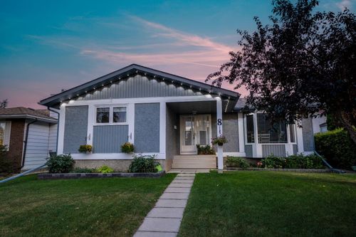 8 Caswell Close, Red Deer, AB, T4P2T6 | Card Image