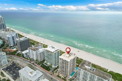 603 - 5757 Collins Avenue, Condo with 2 bedrooms, 2 bathrooms and null parking in Miami Beach FL | Image 2