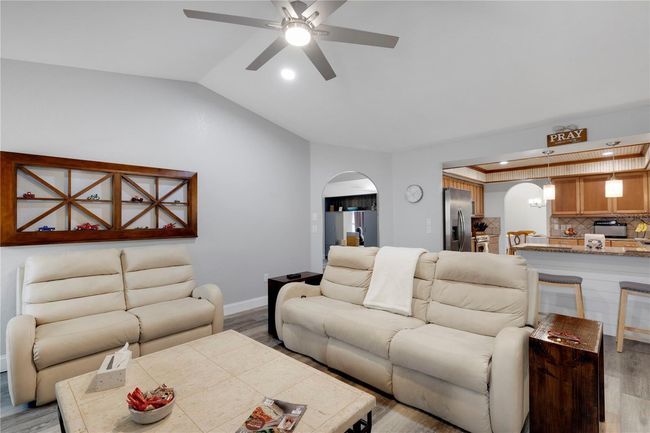 Family Room | Image 6