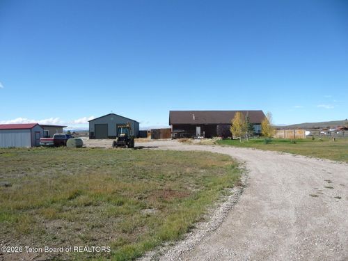 81 Chief Joseph Road, Pinedale, WY, 82941 | Card Image