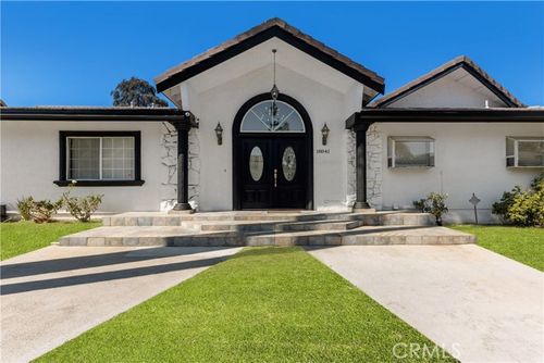  Pasadero Drive, Tarzana, CA, 91356 | Card Image