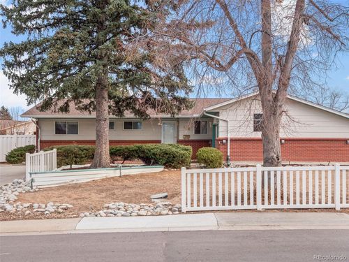 418 S Wheeling Way, Aurora, CO, 80012-2451 | Card Image