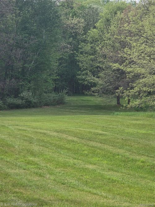 Unit 12 Sheryl Ct, Lapeer, MI, 48446 | Card Image