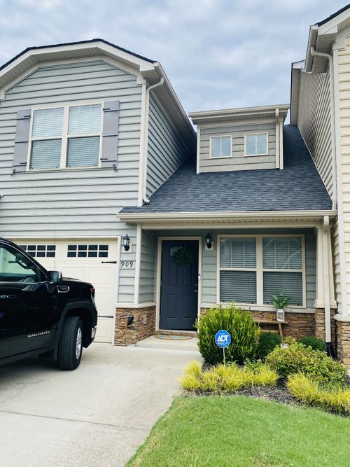 909 Granville Dr, Murfreesboro, TN, 37128-1561 | Card Image