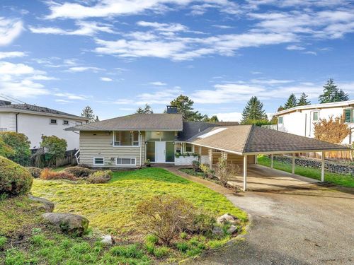 1204 Ottaburn Rd, West Vancouver, BC, V7S2J8 | Card Image